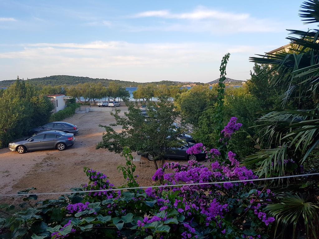 וודיצה Apartments Miriam Srima מראה חיצוני תמונה