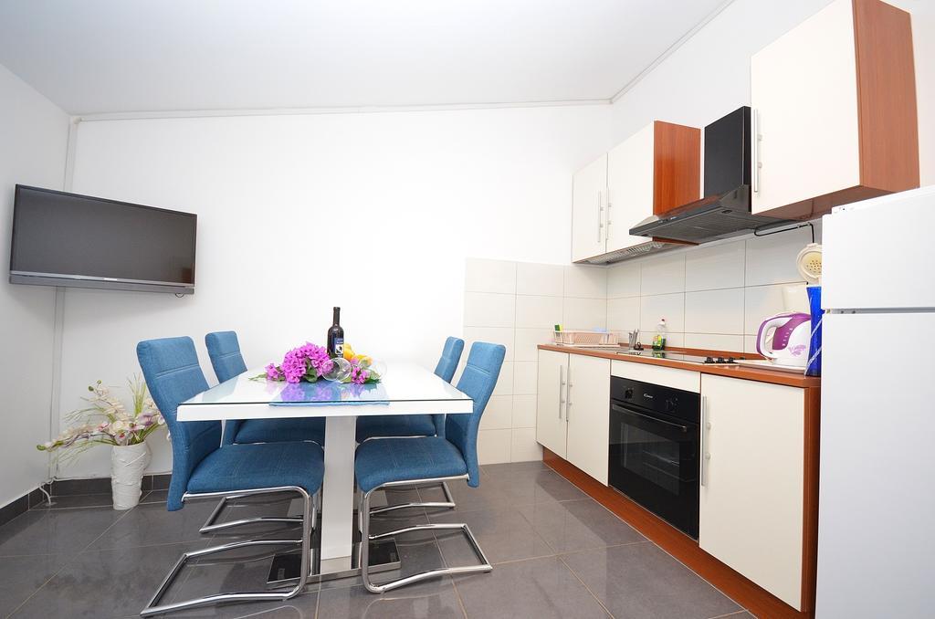 וודיצה Apartments Miriam Srima מראה חיצוני תמונה
