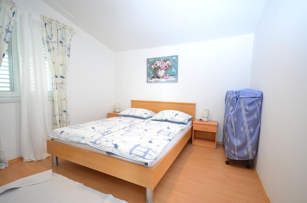 וודיצה Apartments Miriam Srima מראה חיצוני תמונה