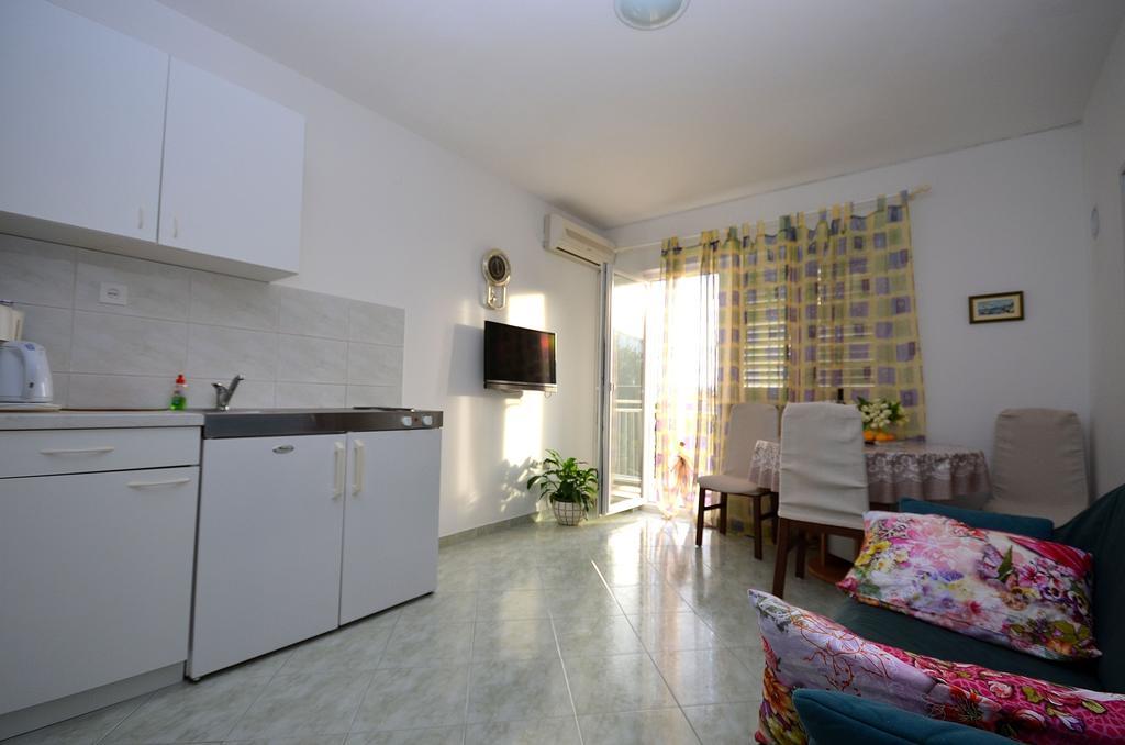 וודיצה Apartments Miriam Srima מראה חיצוני תמונה