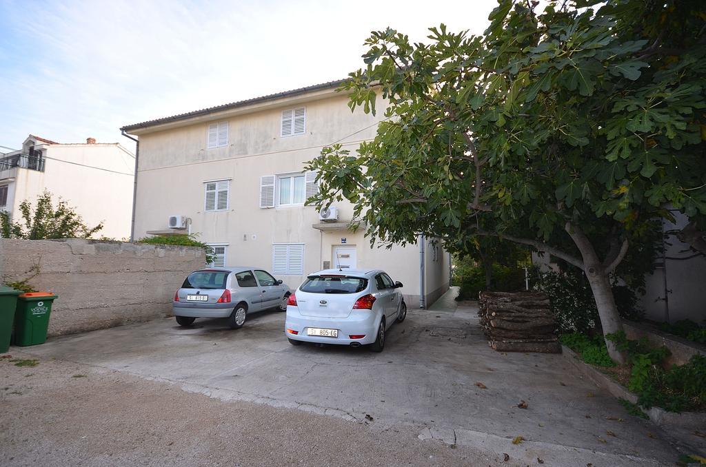וודיצה Apartments Miriam Srima מראה חיצוני תמונה